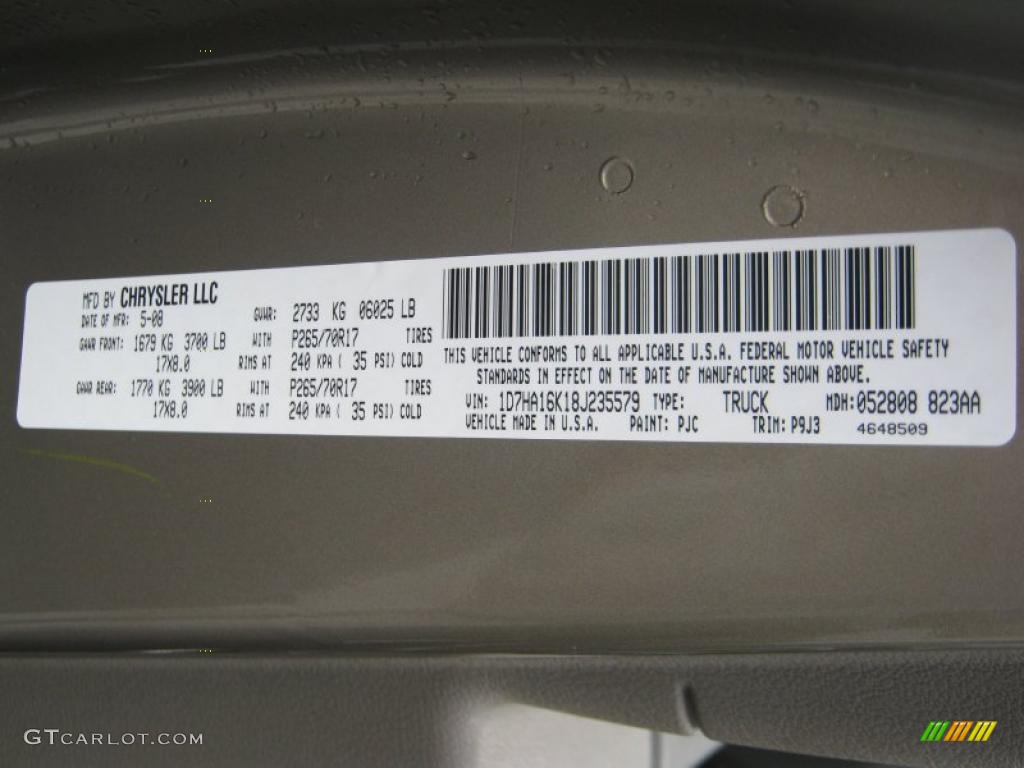 2008 Ram 1500 SXT Regular Cab - Light Khaki Metallic / Khaki photo #20