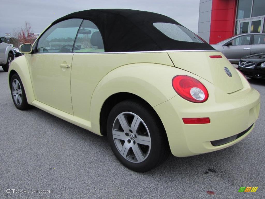 2006 New Beetle 2.5 Convertible - Mellow Yellow / Black photo #3