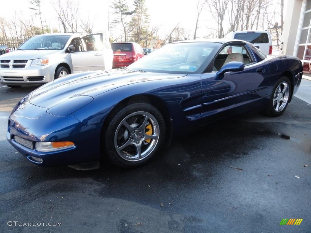 2004 Corvette Coupe - LeMans Blue Metallic / Light Gray photo #1