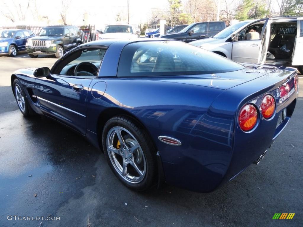 2004 Corvette Coupe - LeMans Blue Metallic / Light Gray photo #4