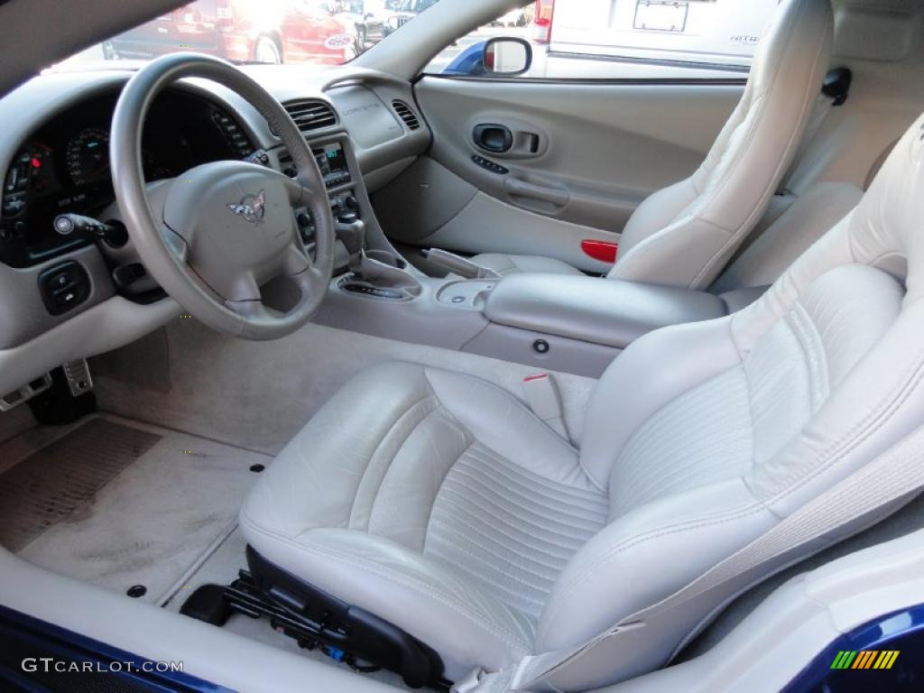 2004 Corvette Coupe - LeMans Blue Metallic / Light Gray photo #10