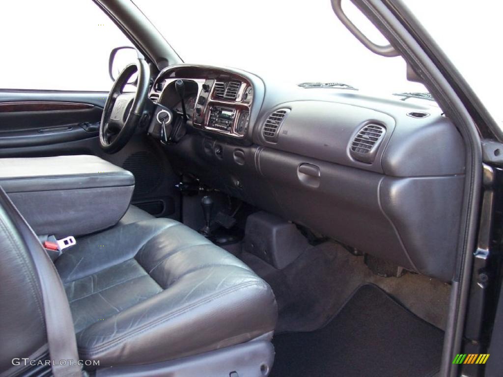 2000 Ram 3500 SLT Extended Cab 4x4 Dually - Black / Mist Gray photo #38