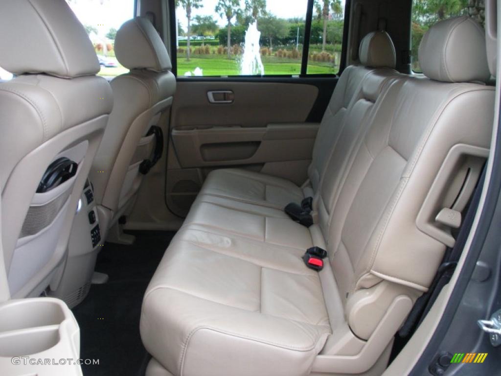 Beige Interior 2009 Honda Pilot Touring 4WD Photo #40738823