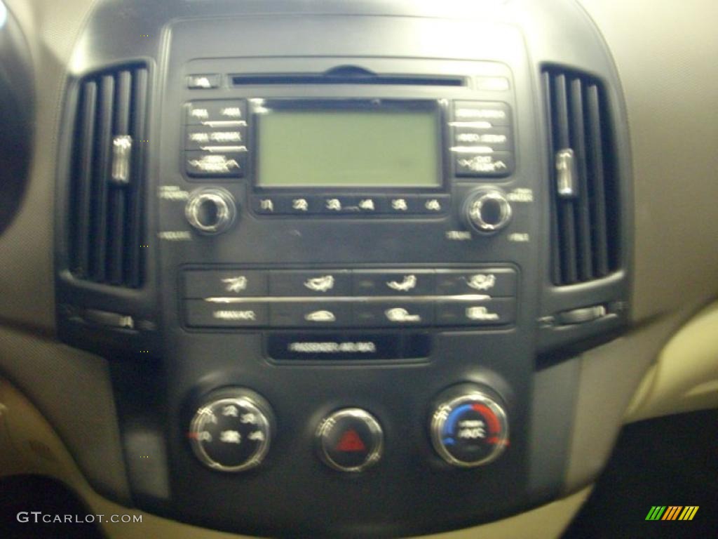 2009 Elantra Touring - Chilipepper Red / Beige photo #11