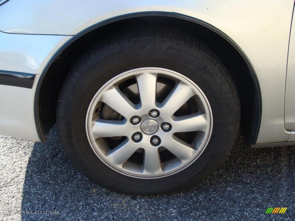 2002 Toyota Camry XLE V6 Wheel Photo #40740395