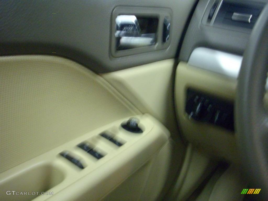 2007 Milan V6 Premier - Oxford White / Camel photo #10