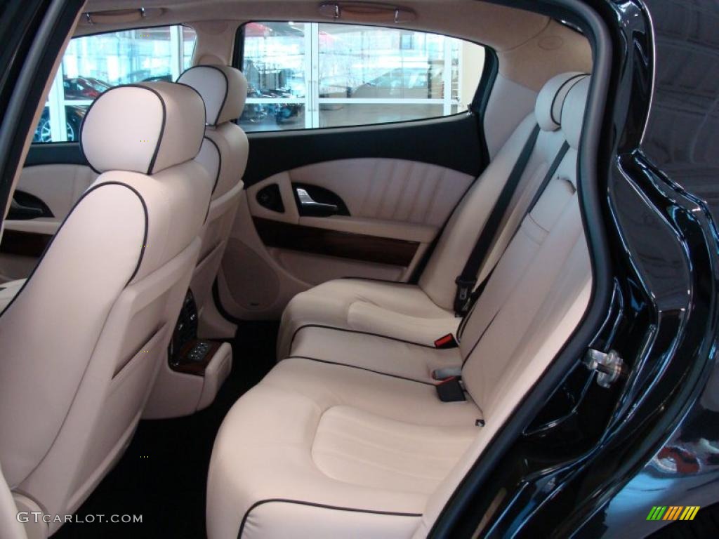 Avorio Interior 2011 Maserati Quattroporte S Photo #40745620