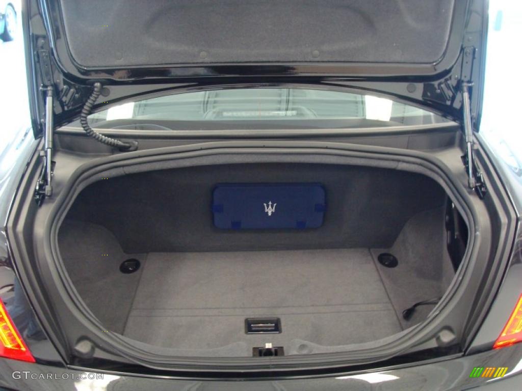 2011 Maserati Quattroporte S Trunk Photo #40745660