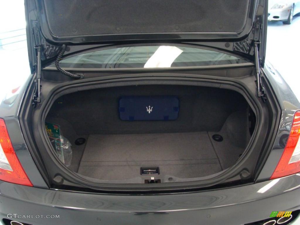 2011 Maserati Quattroporte S Trunk Photo #40746056