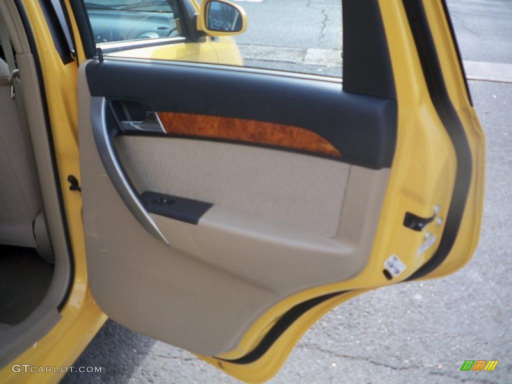 2010 Chevrolet Aveo Aveo5 LT Neutral Door Panel Photo #40747953