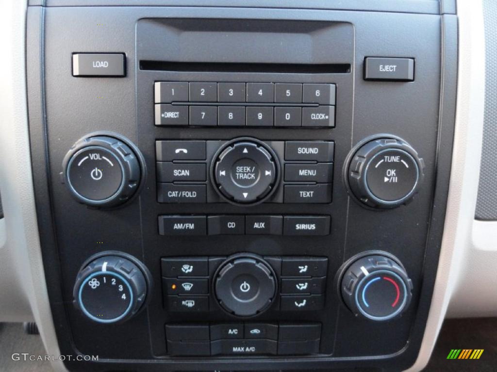 2010 Ford Escape XLS 4WD Controls Photo #40749806