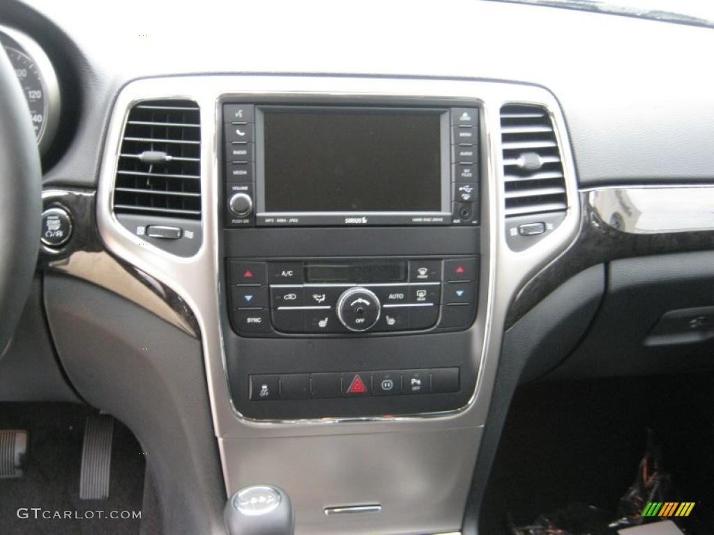 2011 Jeep Grand Cherokee Laredo X Package 4x4 Navigation Photo #40750712