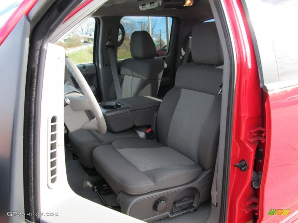 2005 F150 XLT SuperCrew 4x4 - Bright Red / Medium Flint/Dark Flint Grey photo #10