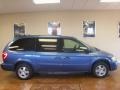 Marine Blue Pearl - Grand Caravan SXT Photo No. 19