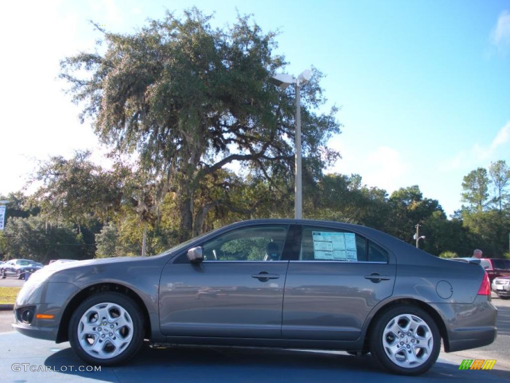 2011 Fusion SE - Sterling Grey Metallic / Charcoal Black photo #2