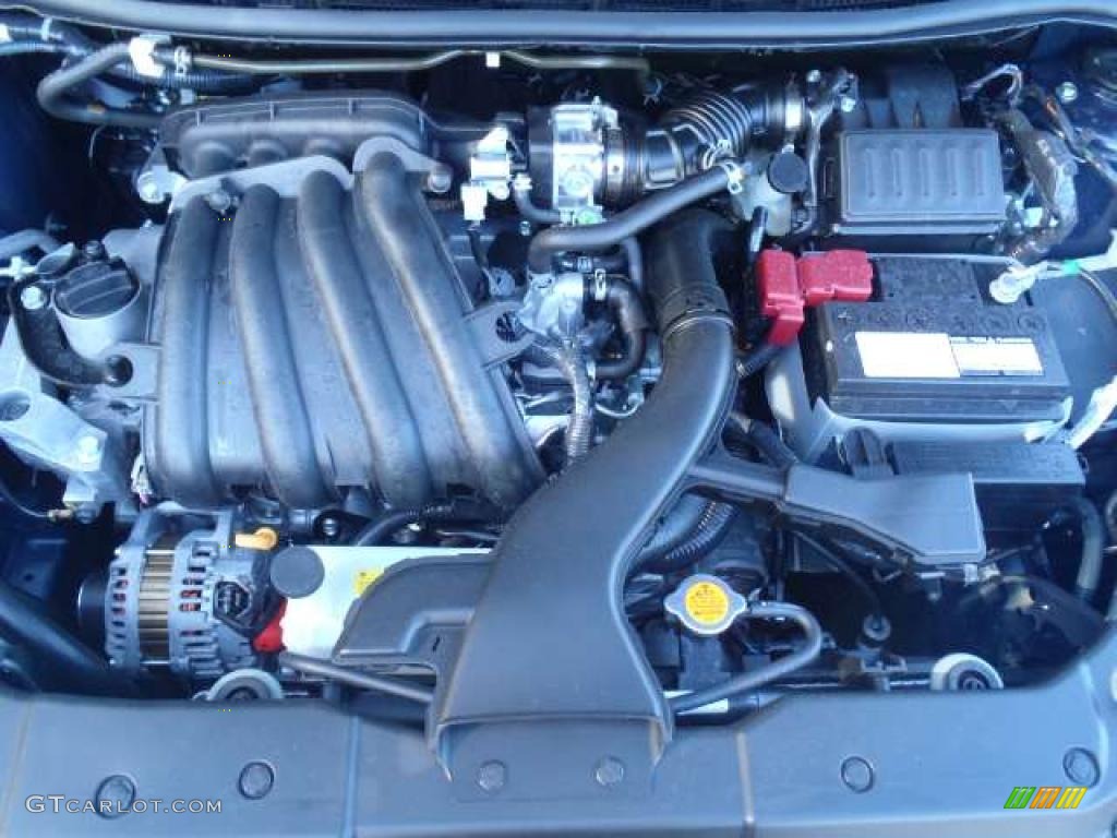 2011 Nissan Versa 1.6 Sedan Engine Photos