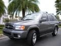 2004 Platinum Metallic Nissan Pathfinder LE Platinum  photo #2