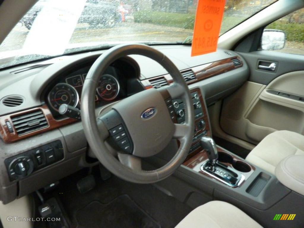 Medium Light Stone Interior 2008 Ford Taurus SEL AWD Photo #40759883