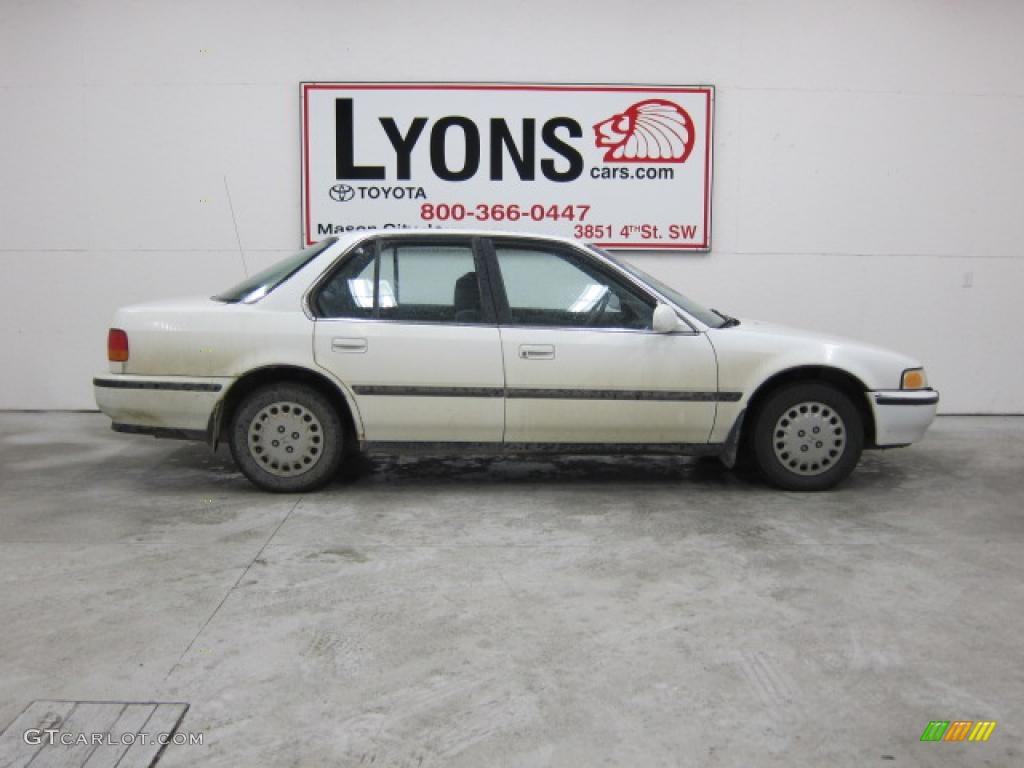 1992 Accord LX Sedan - Frost White / Gray photo #4