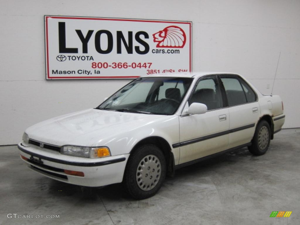 1992 Accord LX Sedan - Frost White / Gray photo #6