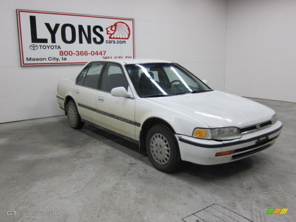 1992 Accord LX Sedan - Frost White / Gray photo #21