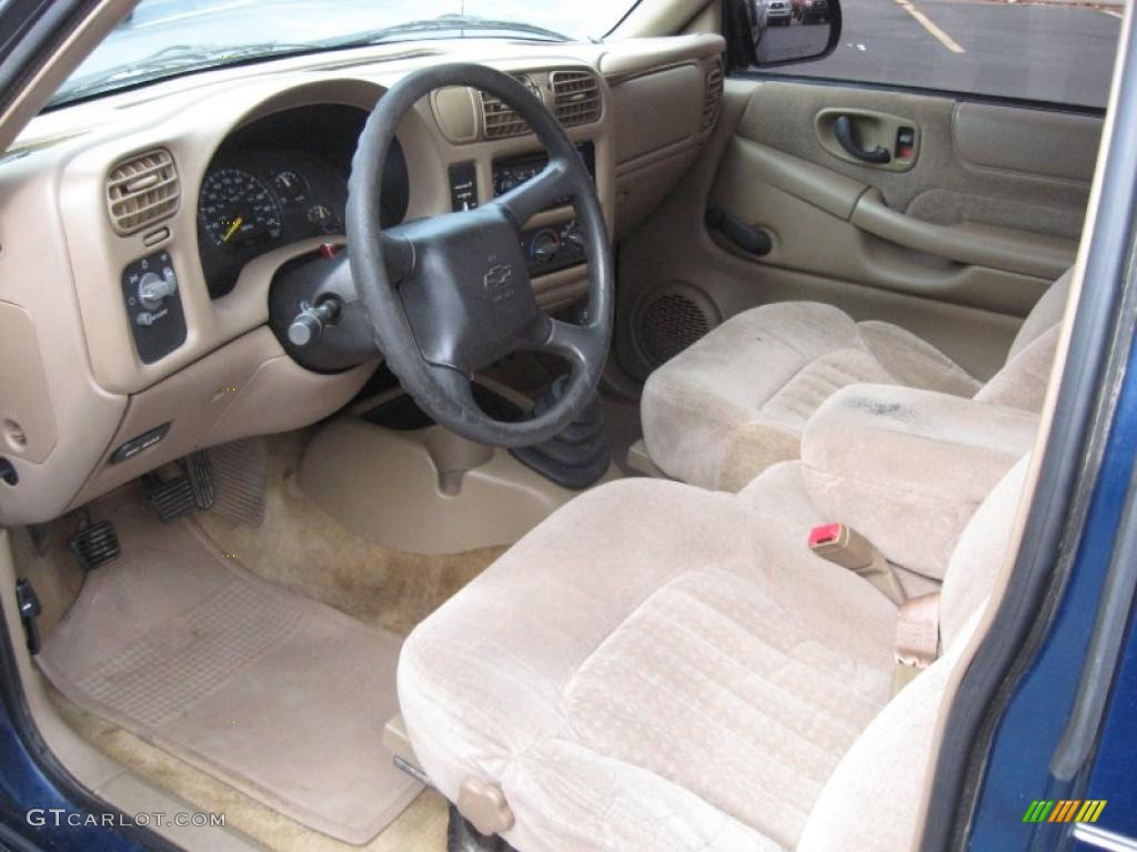 Beige Interior 2000 Chevrolet S10 LS Regular Cab Photo #40766247