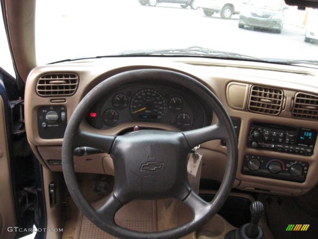 2000 Chevrolet S10 LS Regular Cab Dashboard Photos