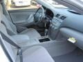 Super White - Camry LE Photo No. 16