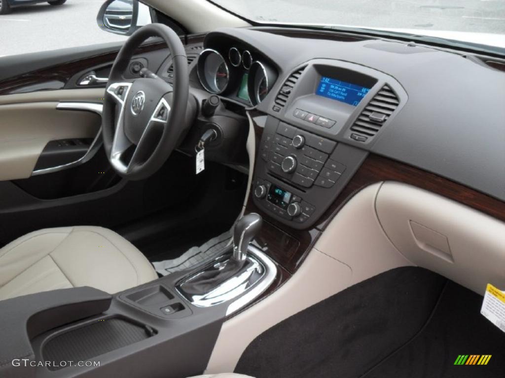 2011 Buick Regal CXL Cashmere Dashboard Photo #40768727