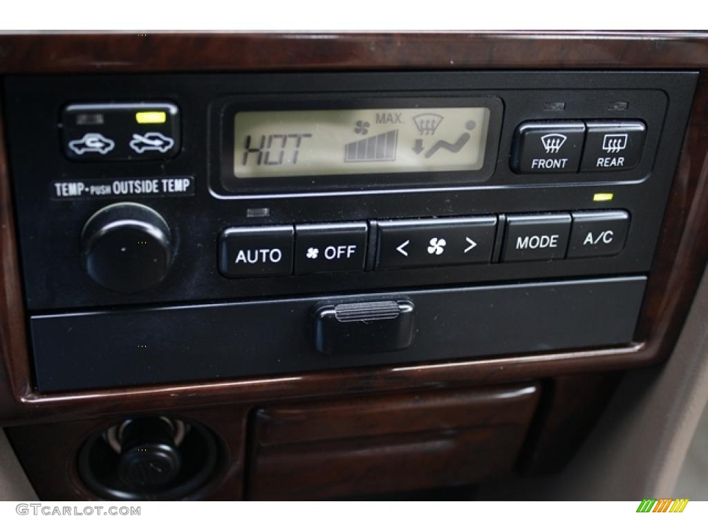 2000 Camry XLE V6 - Super White / Gray photo #19