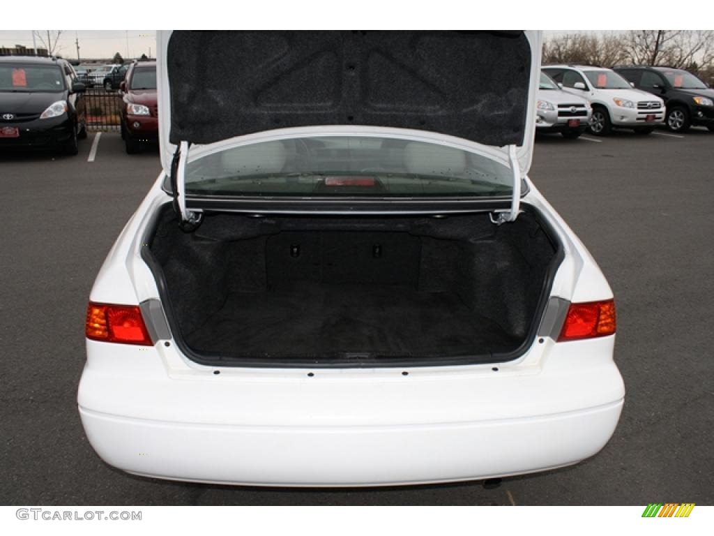 2000 Camry XLE V6 - Super White / Gray photo #27
