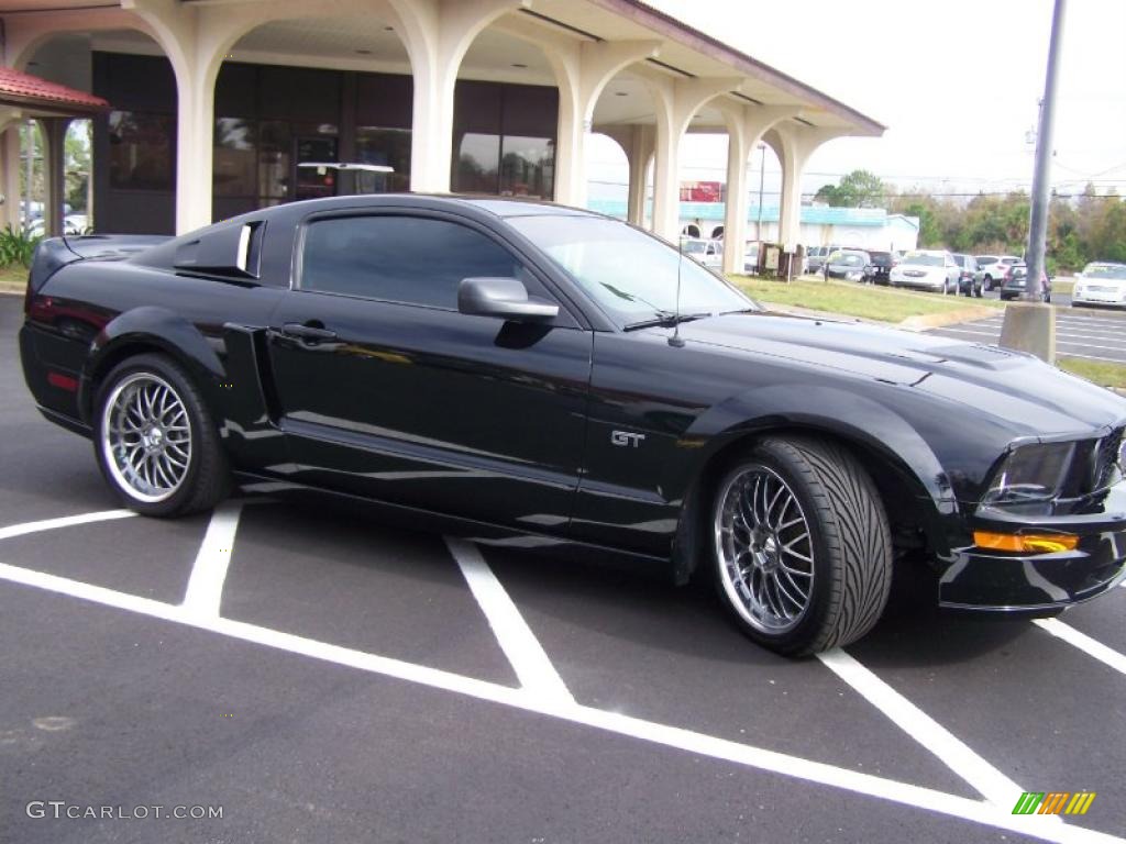 2007 Mustang GT Deluxe Coupe - Black / Dark Charcoal photo #5