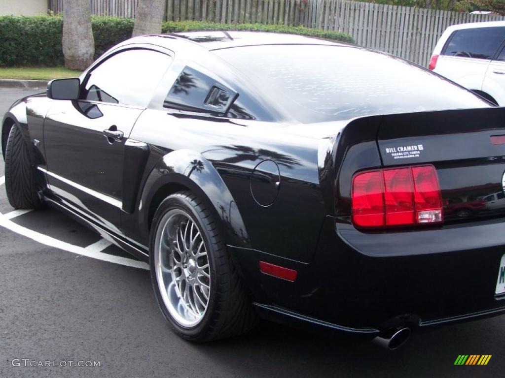 2007 Mustang GT Deluxe Coupe - Black / Dark Charcoal photo #12