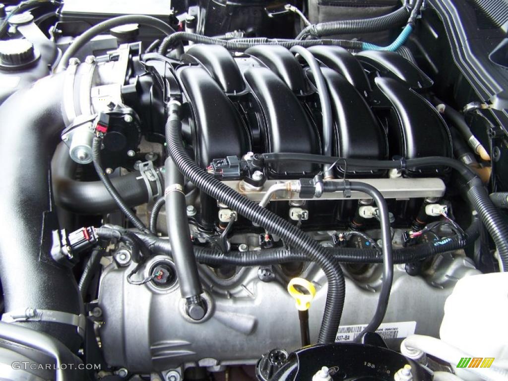 2007 Ford Mustang GT Deluxe Coupe 4.6 Liter SOHC 24-Valve VVT V8 Engine Photo #40772127