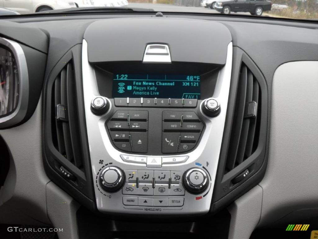 2011 Chevrolet Equinox LS Controls Photo #40773351