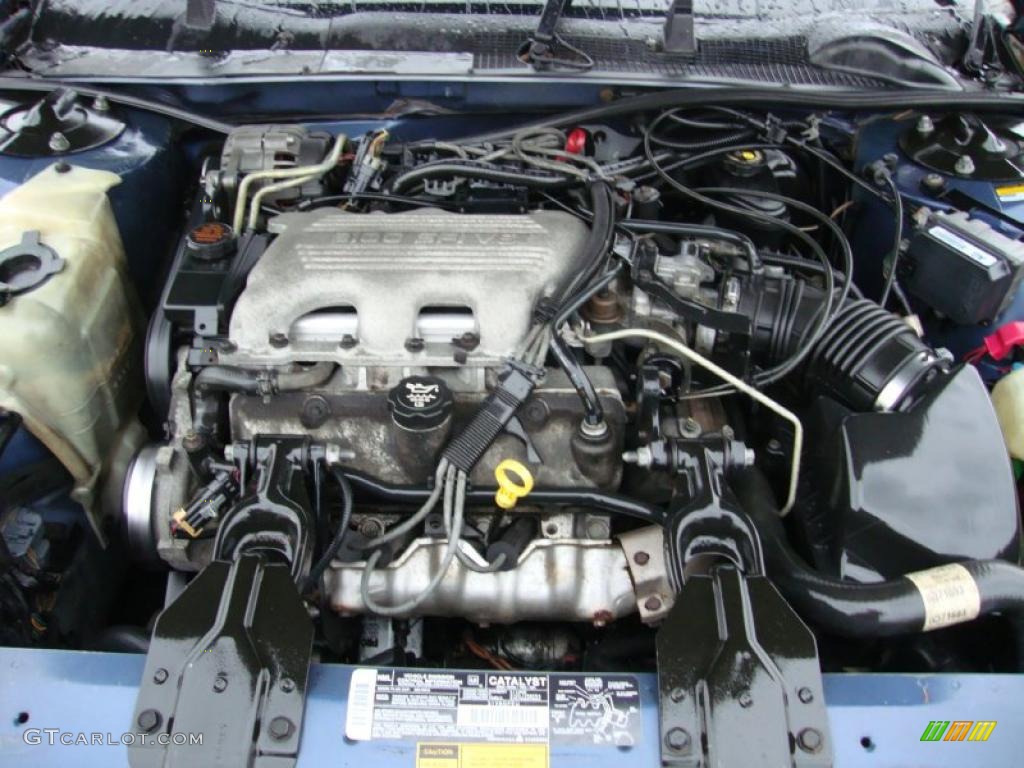 1995 Chevrolet Lumina Standard Lumina Model 3.1 Liter OHV 12-Valve V6 Engine Photo #40773759