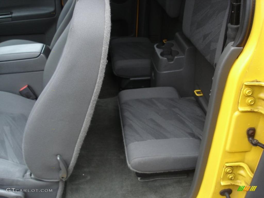 Very Dark Pewter Interior 2004 Chevrolet Colorado LS Extended Cab Photo #40773883