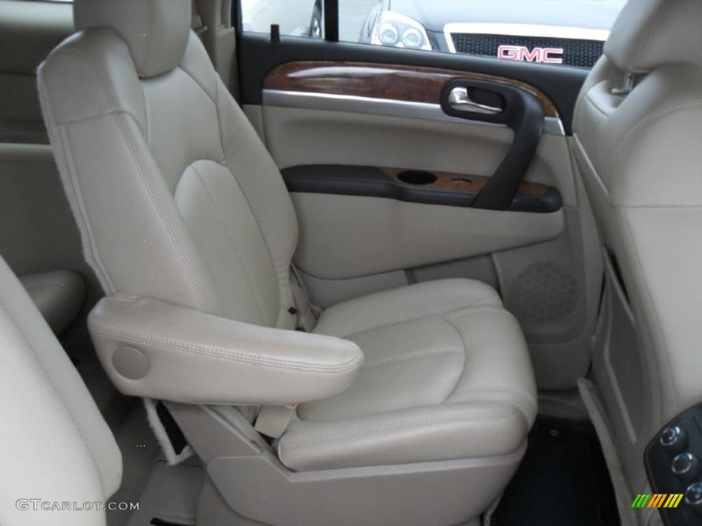 Cashmere/Cocoa Interior 2010 Buick Enclave CX Photo #40774679