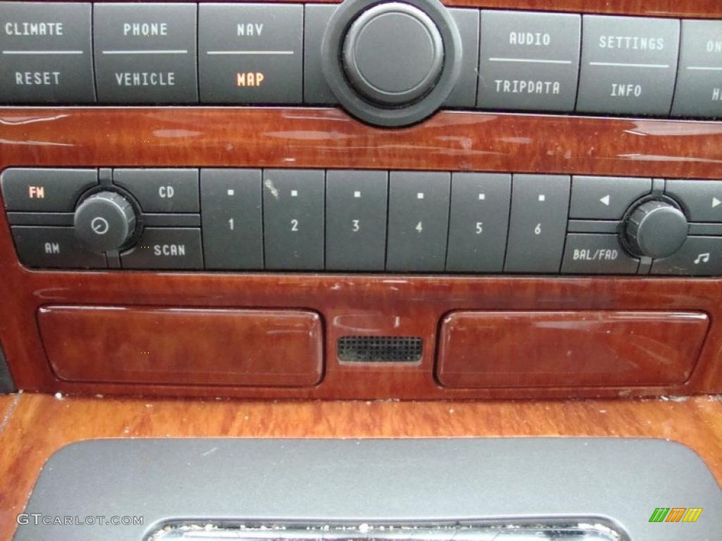 2005 Volkswagen Phaeton V8 4Motion Sedan Controls Photo #40777739