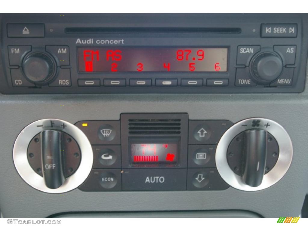 2002 Audi TT 1.8T quattro Roadster Controls Photo #40780507