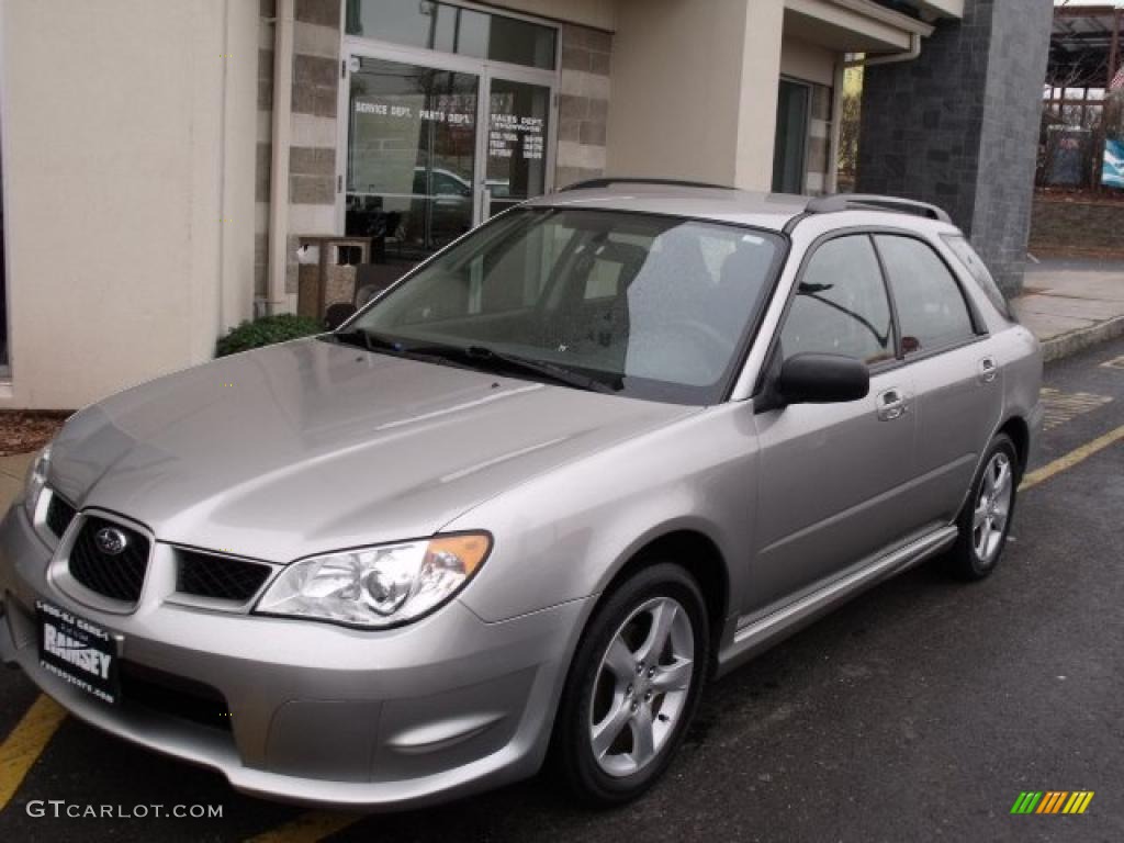 2007 Impreza 2.5i Wagon - Crystal Gray Metallic / Anthracite Black photo #1