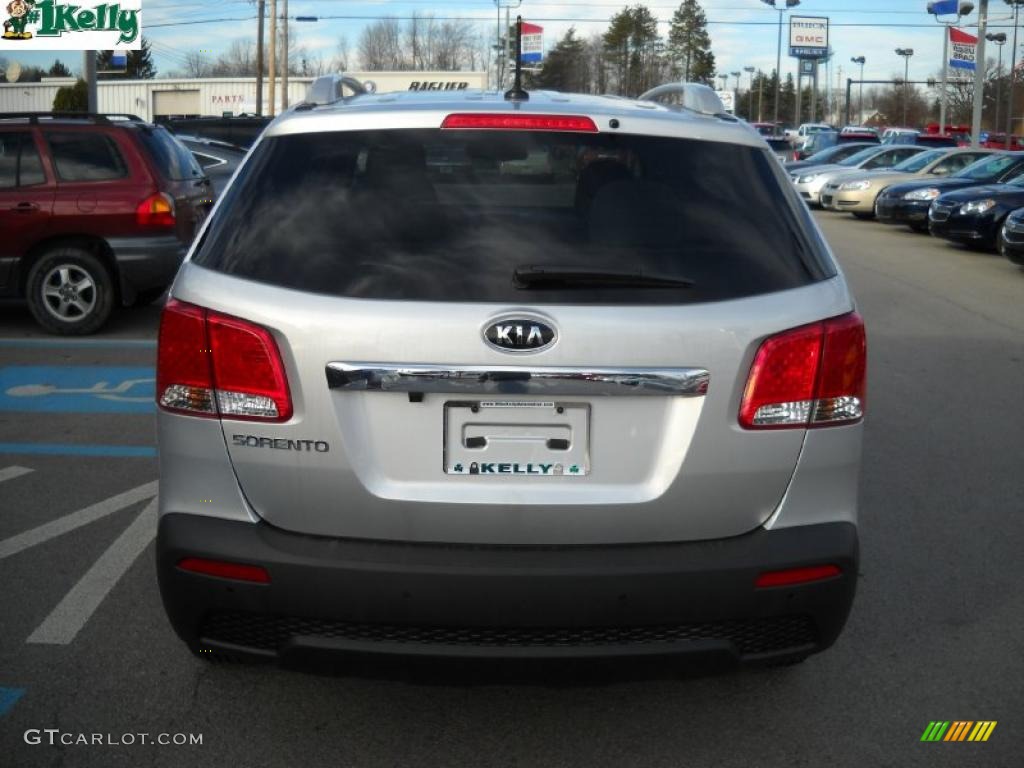 2011 Sorento EX V6 AWD - Bright Silver / Gray photo #4