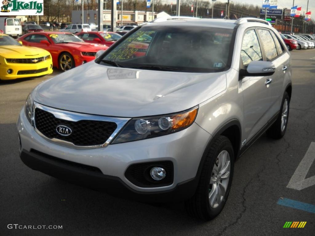 2011 Sorento EX V6 AWD - Bright Silver / Gray photo #14