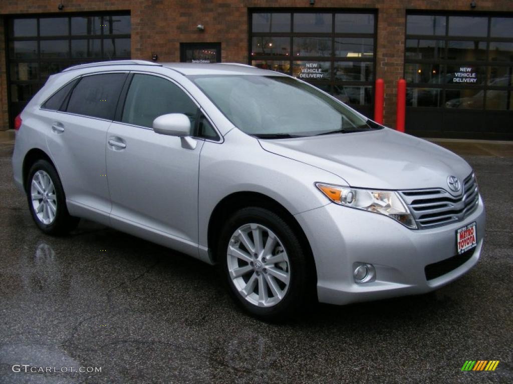 2010 Venza AWD - Classic Silver Metallic / Ivory photo #1