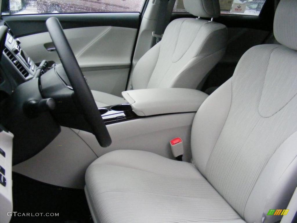 Ivory Interior 2010 Toyota Venza AWD Photo #40783031
