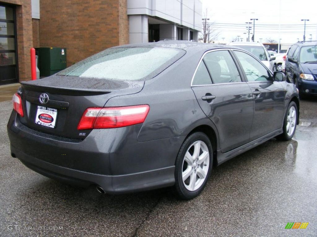 2008 Camry SE - Magnetic Gray Metallic / Dark Charcoal photo #3