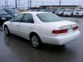 2001 Super White Toyota Camry LE  photo #6