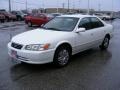 2001 Super White Toyota Camry LE  photo #8