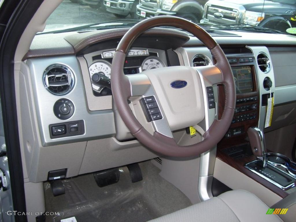 2010 F150 Platinum SuperCrew 4x4 - Ingot Silver Metallic / Medium Stone Leather/Sienna Brown photo #16