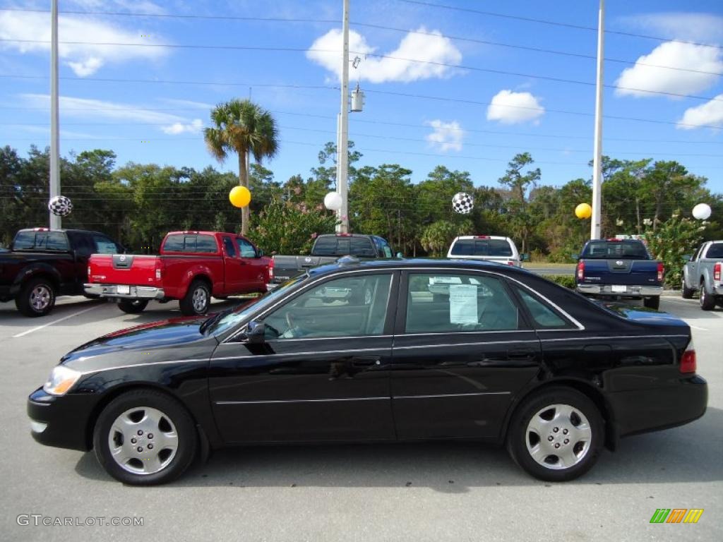 2004 Avalon XLS - Black / Stone photo #2